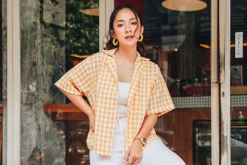 instagram.com/dindakirana.s