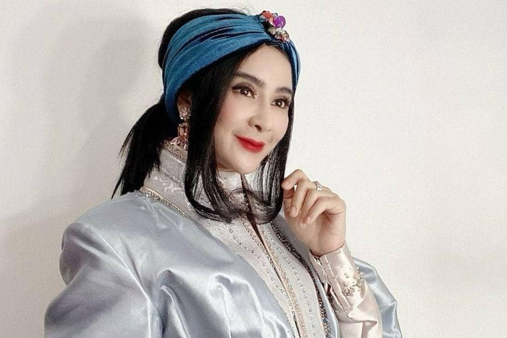 instagram.com/uutpermatasari