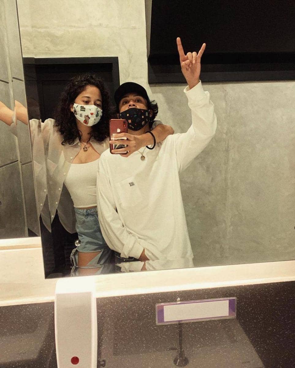 Instagram.com/bastiansteel