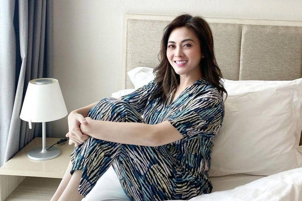 instagram.com/dhenafrizzy