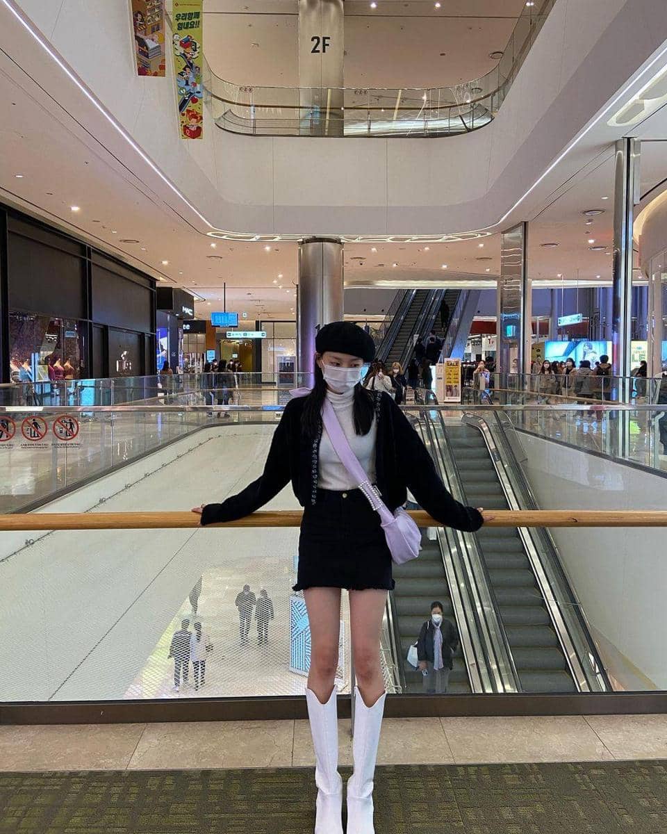 instagram.com/yyyyeeun