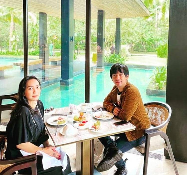 Instagram.com/rianekkypradipta