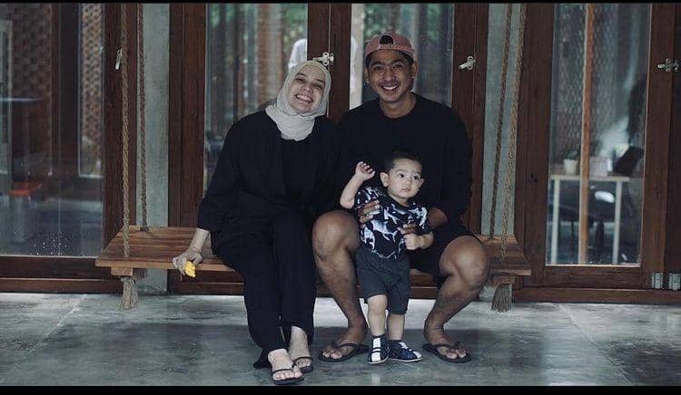 Instagram.com/putriannesaloka