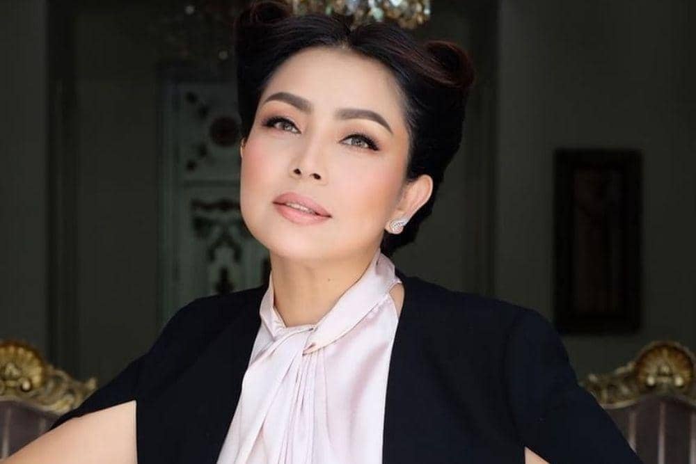 instagram.com/mayangsari_official