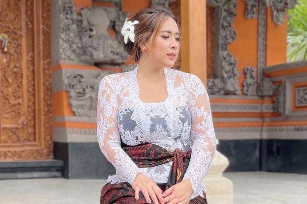 instagram.com/maharanikemala