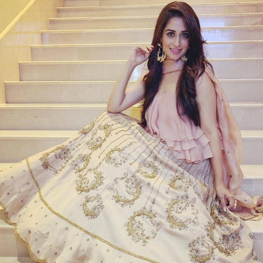 instagram.com/ms.dipika