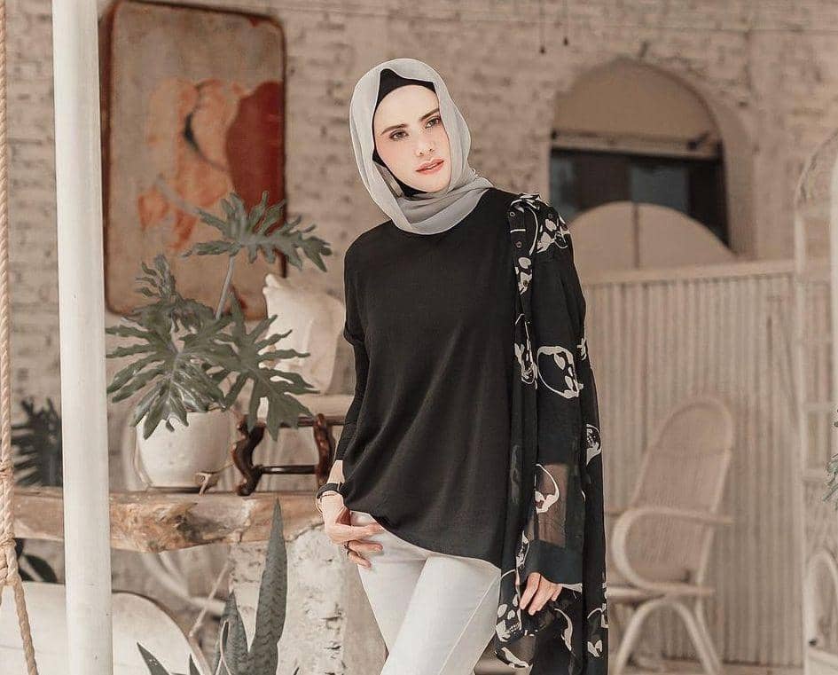 instagram.com/angellelga