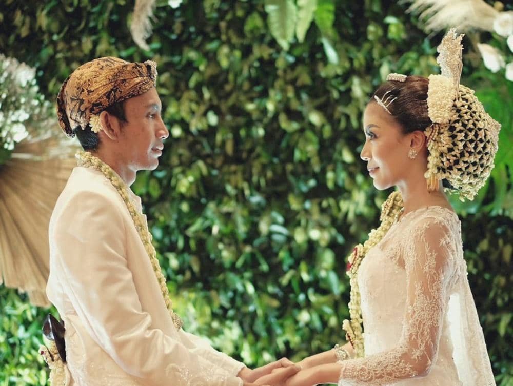 Instagram.com/nitharahadi