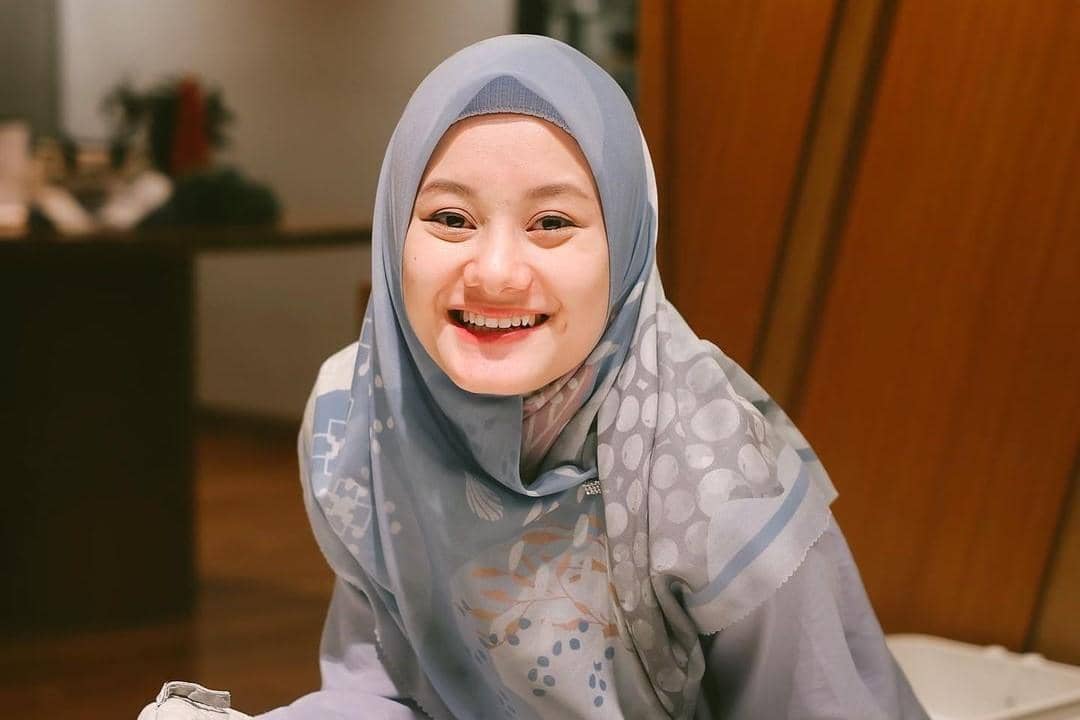 instagram.com/dindahw