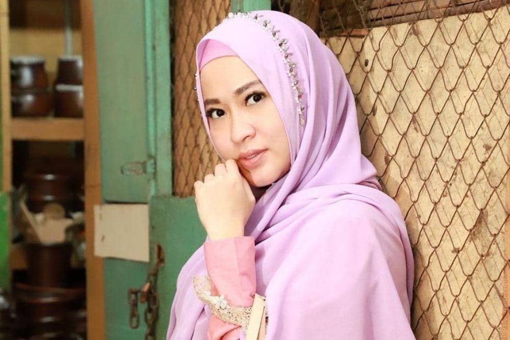 instagram.com/okieagustina_