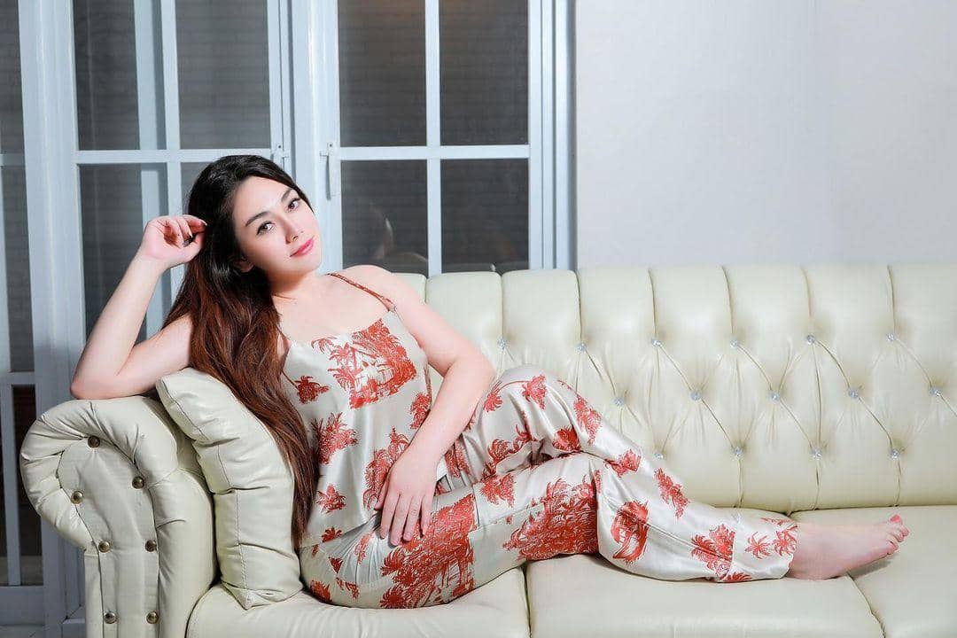 instagram.com/celine_evangelista