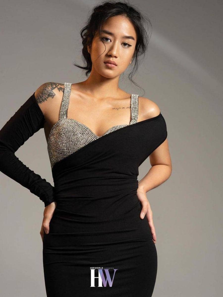 instagram.com/herworldindonesia