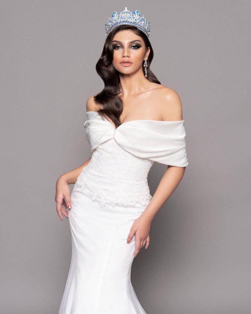 instagram.com/jihanealmira