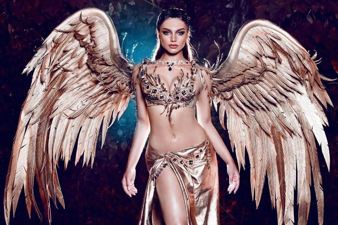 instagram.com/jihanealmira