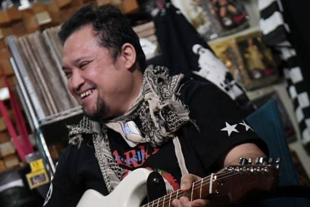 instagram.com/ariabaron