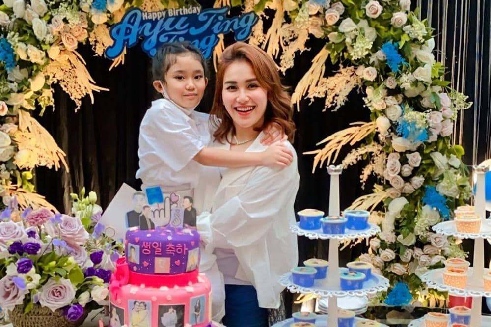 Instagram.com/ayutingting92