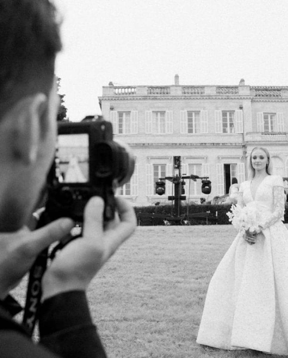 instagram.com/joejonas