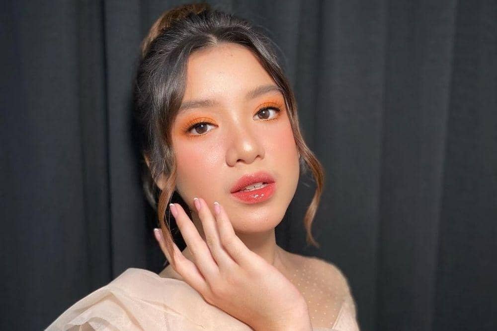 instagram.com/tiaraandini