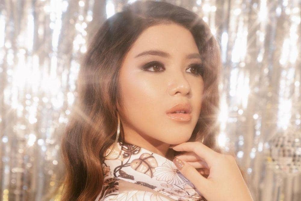 instagram.com/tiaraandini