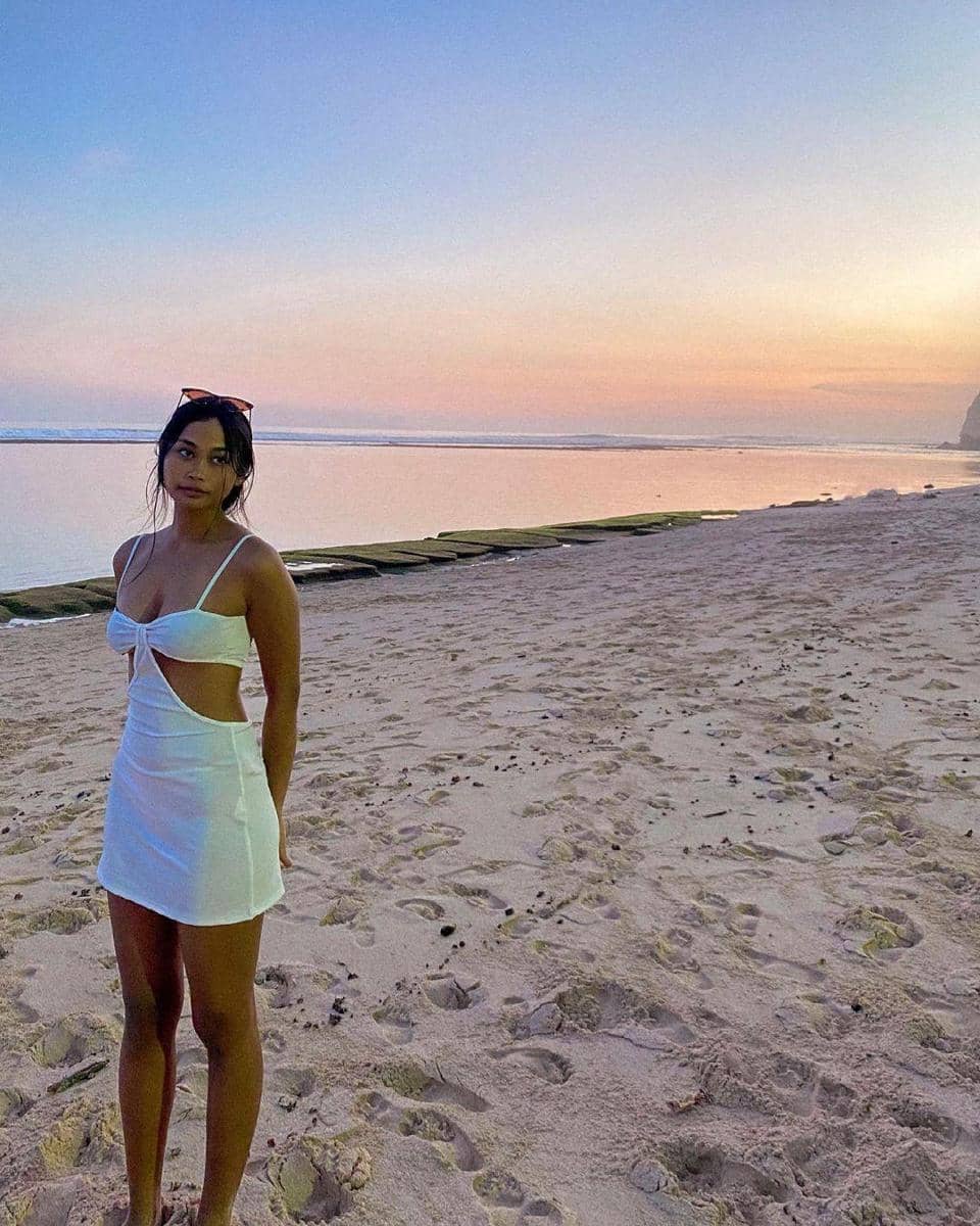 instagram.com/sarahtumiwa