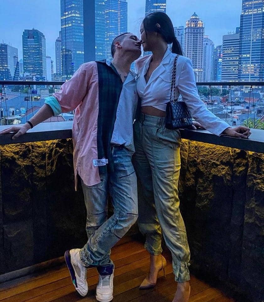 instagram.com/sarahtumiwa