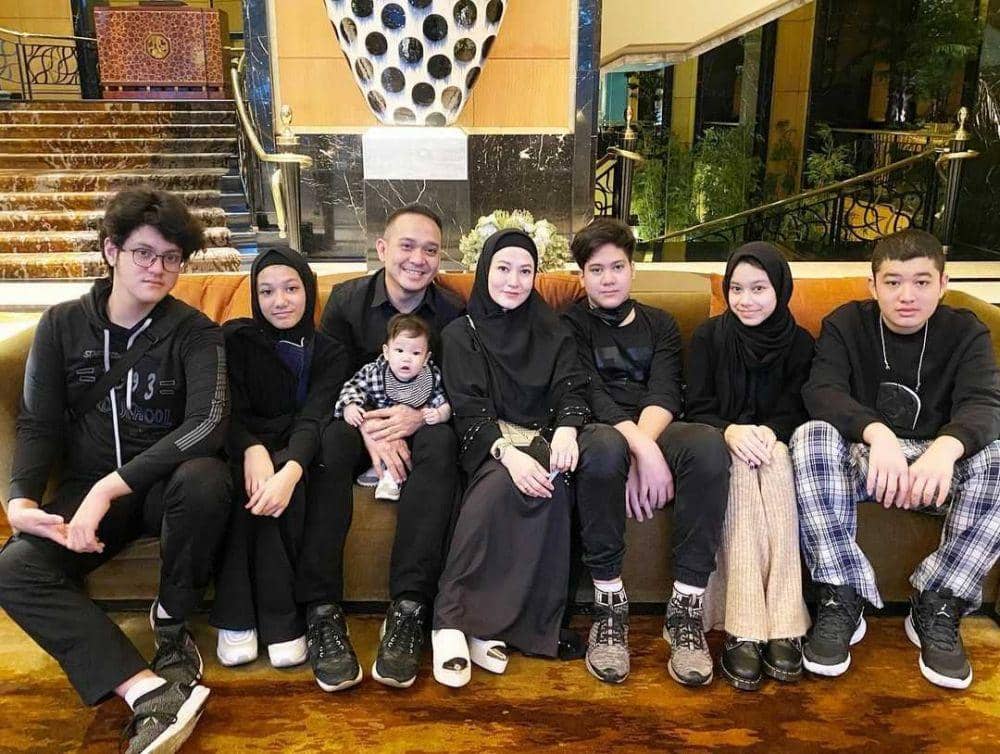 Instagram.com/lyravirna