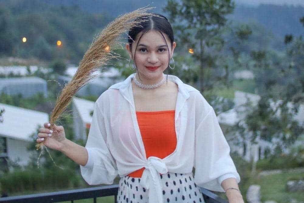 instagram.com/nadyaindry