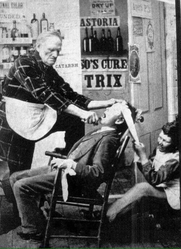 twitter.com/WeirdHistoryPIX