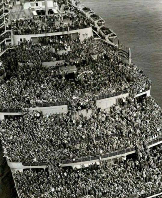 twitter.com/WeirdHistoryPIX