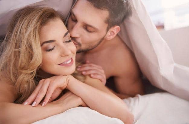 freepik.com/gpointstudio