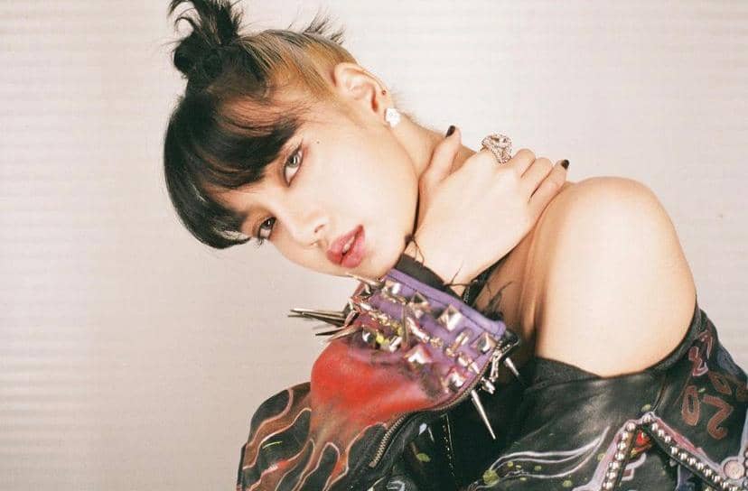 instagram.com/lalalalisa_m