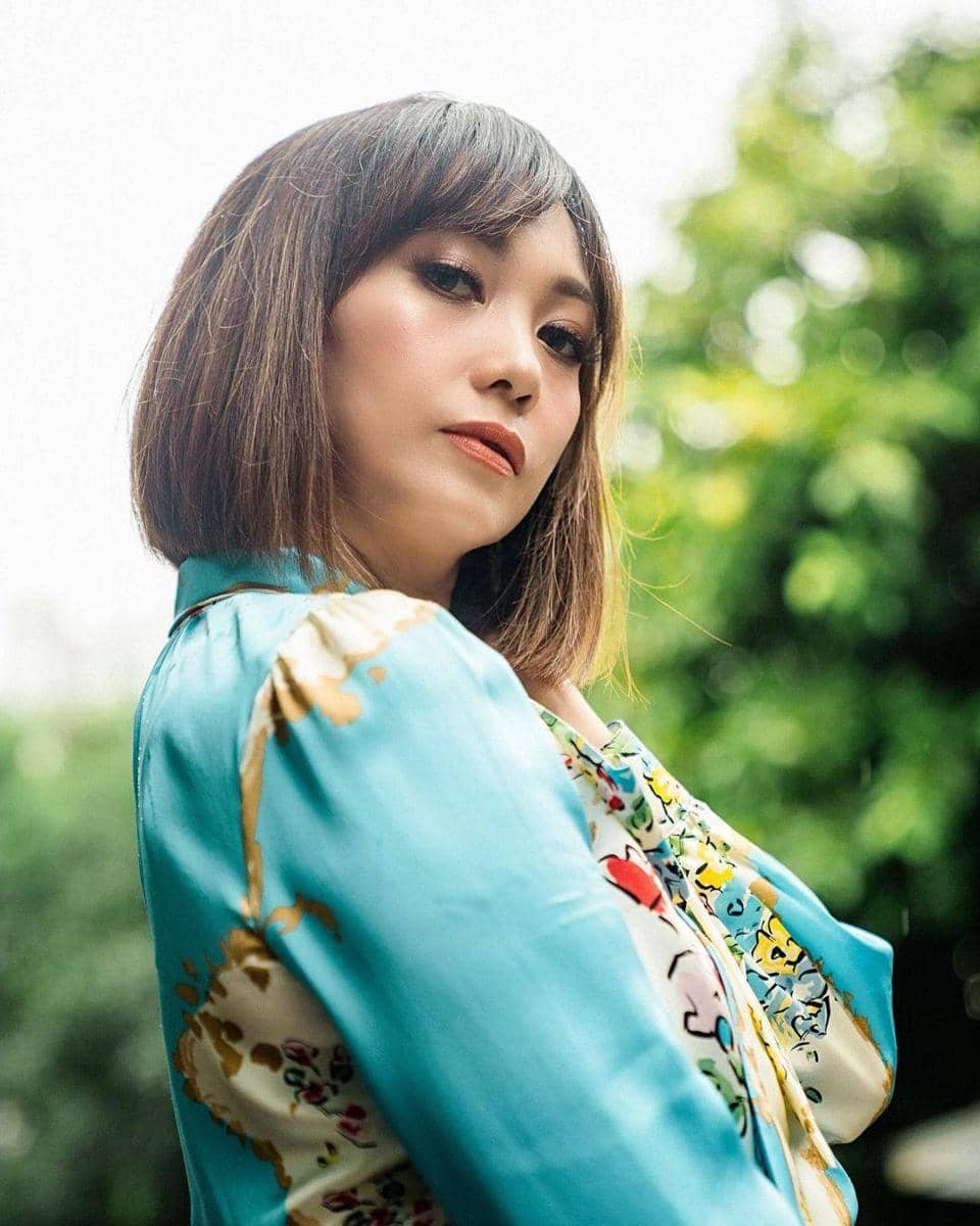 instagram.com/riafinola