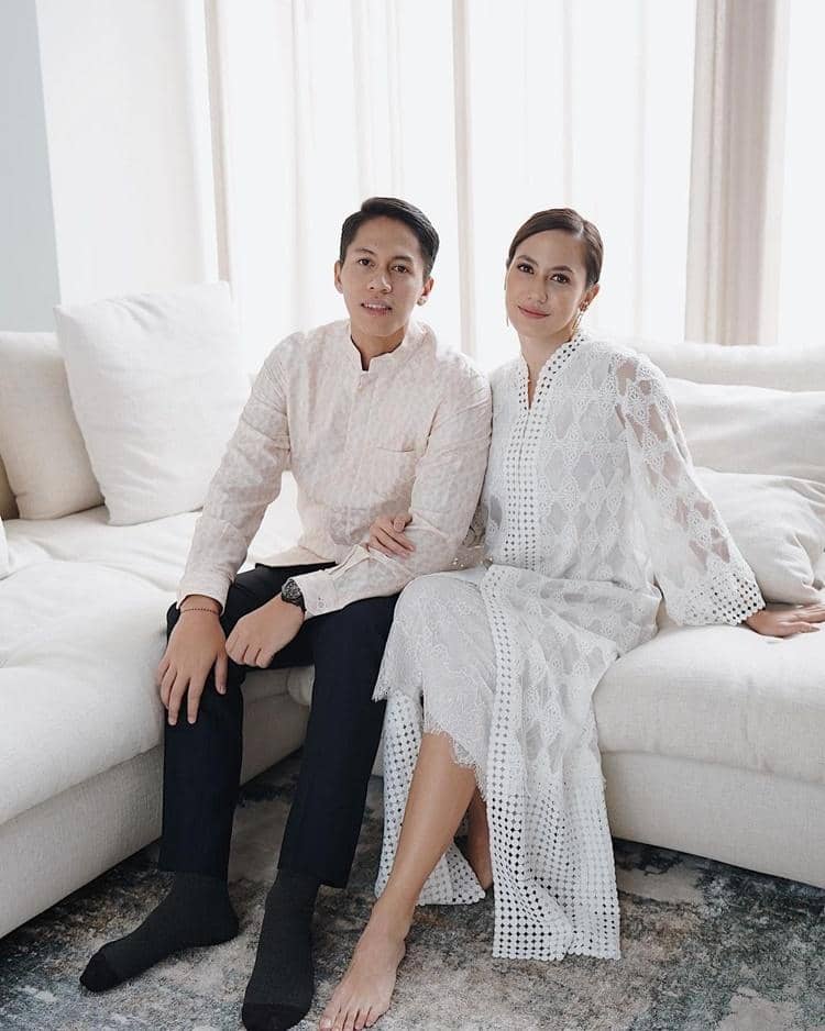 Instagram.com/pevpearce