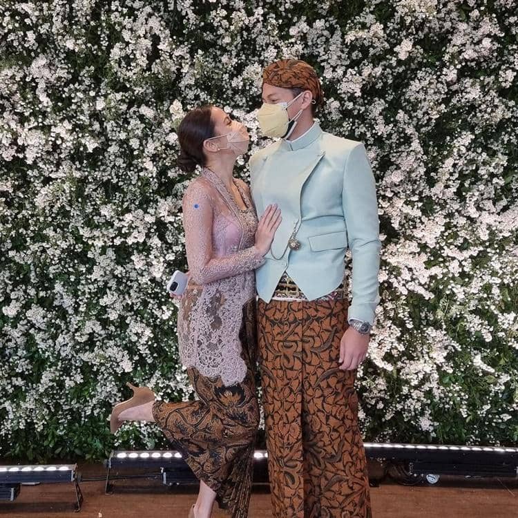 Instagram.com/arsyahrasyid