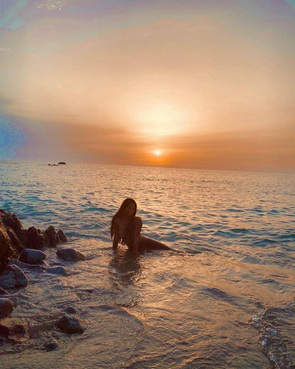 instagram.com/hallebailey