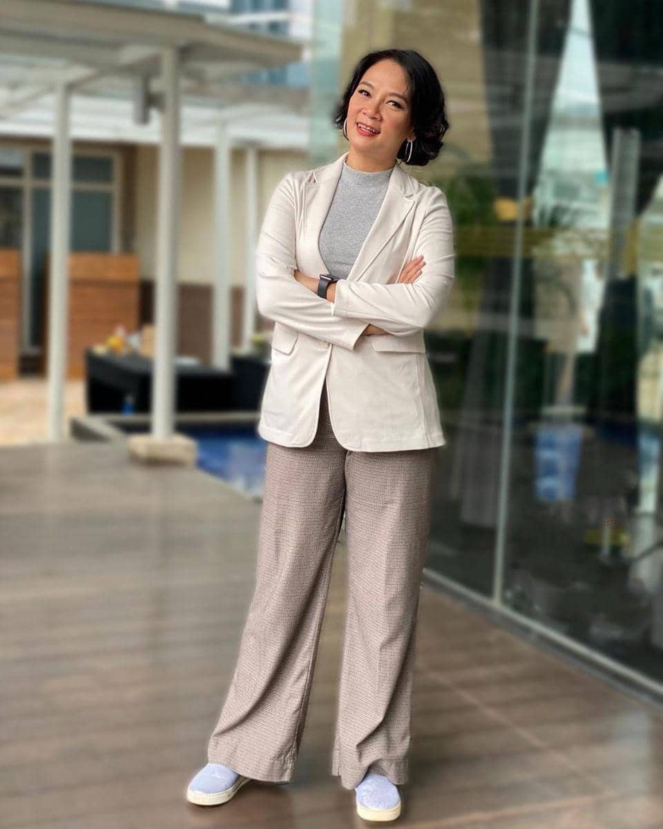 instagram.com/bu_deedee