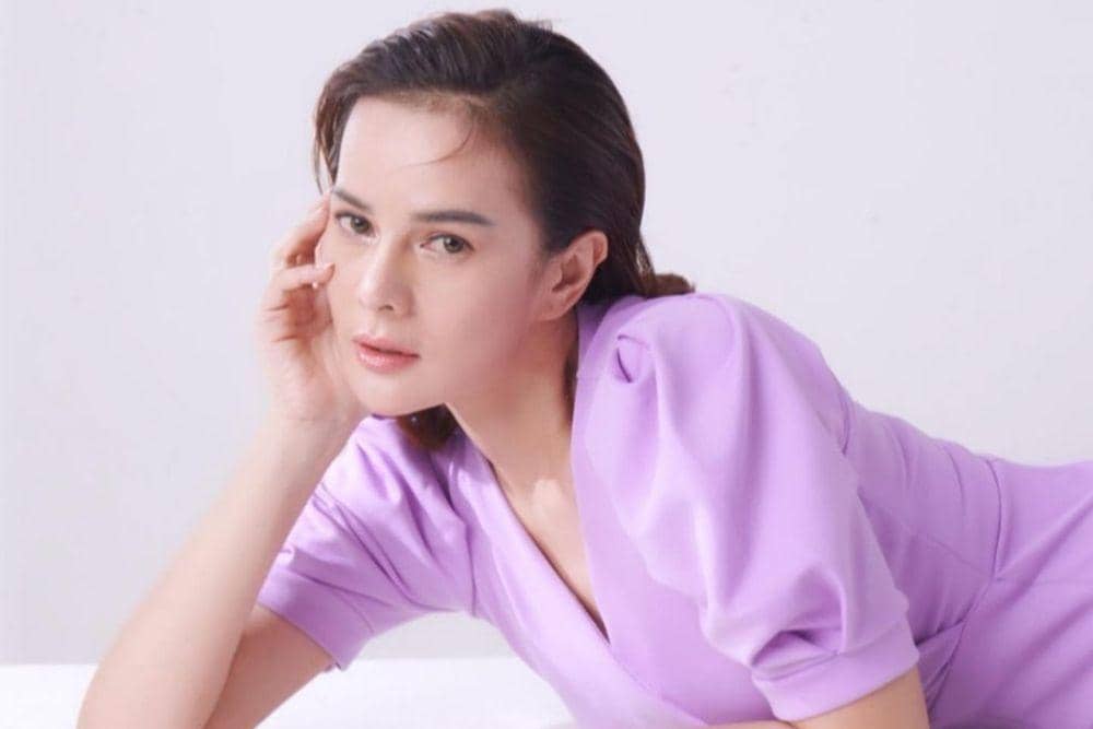 instagram.com/astridtiar127