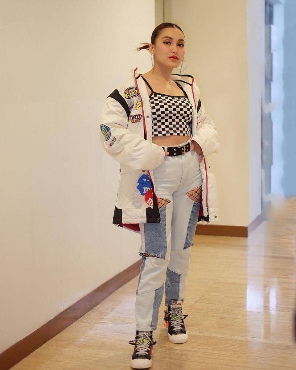 instagram.com/ayutingting92