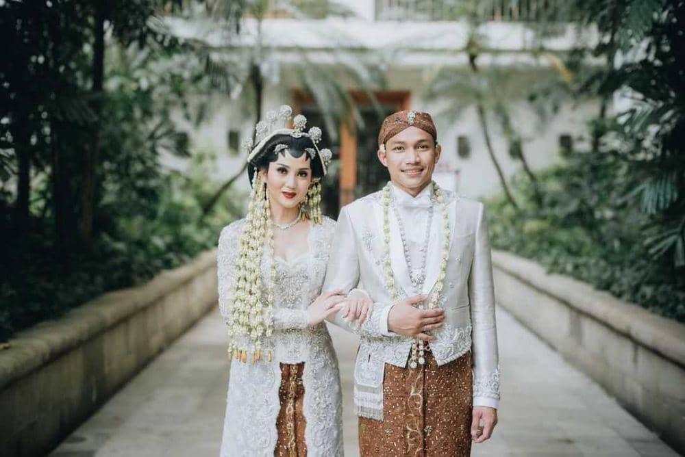 Instagram.com/racheltheresia