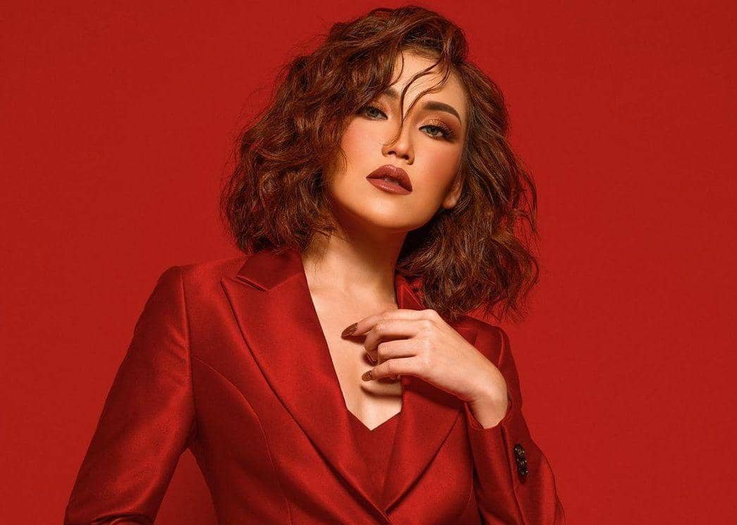 instagram.com/ayutingting92