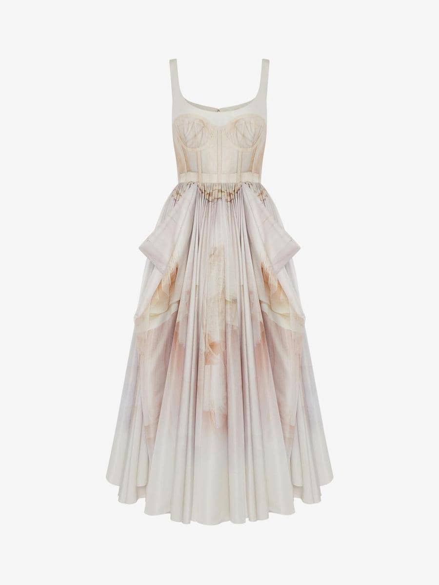 alexandermcqueen.com