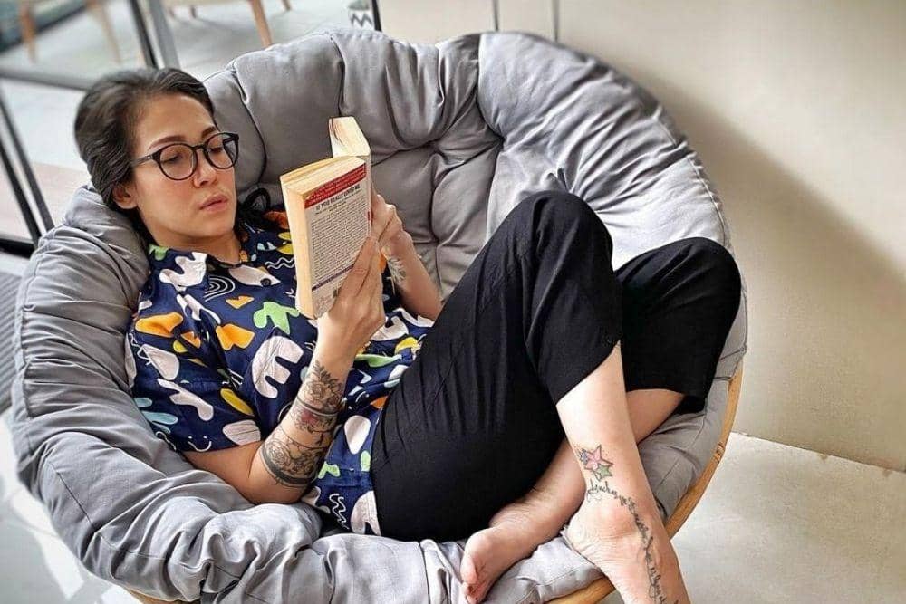 instagram.com/mieke_amalia