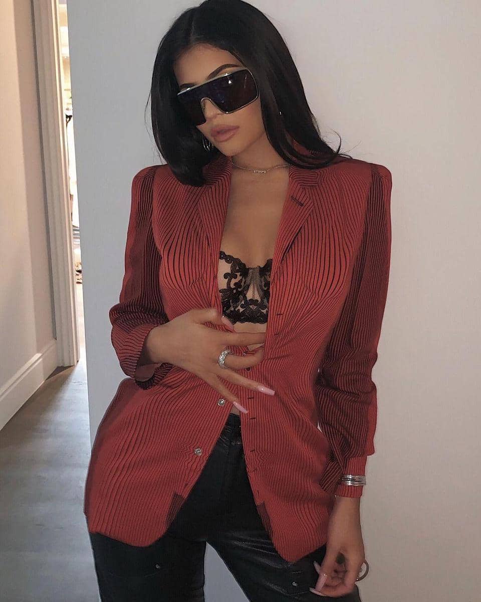 instagram.com/kyliejenner