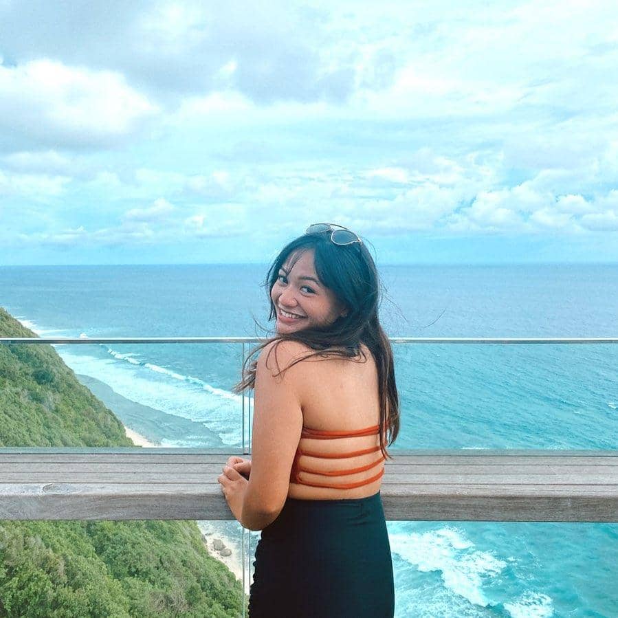 instagram.com/amelcarla