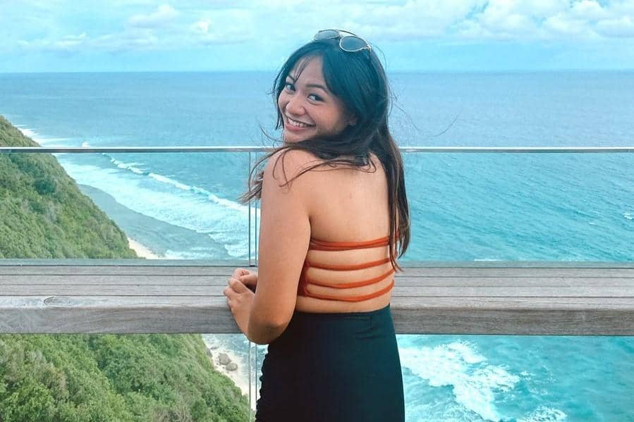 instagram.com/amelcarla