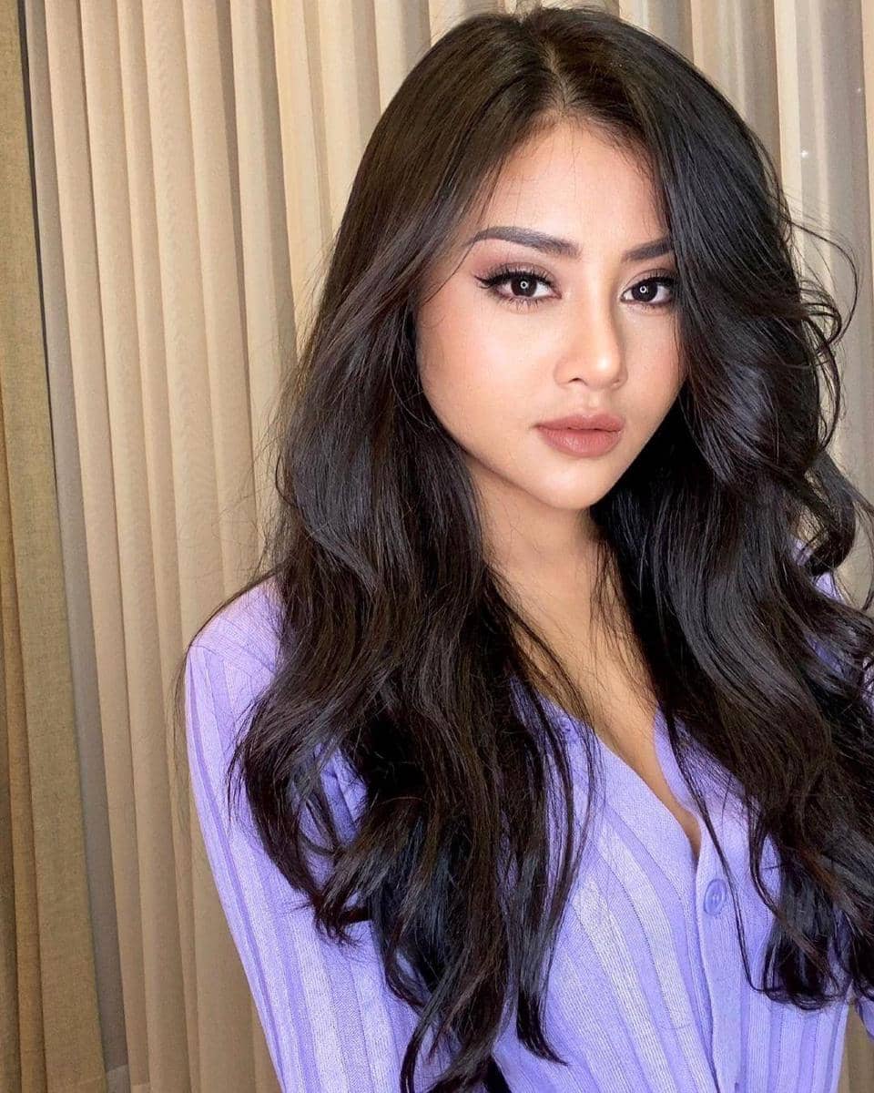 instagram.com/taniaayusiregarofficial