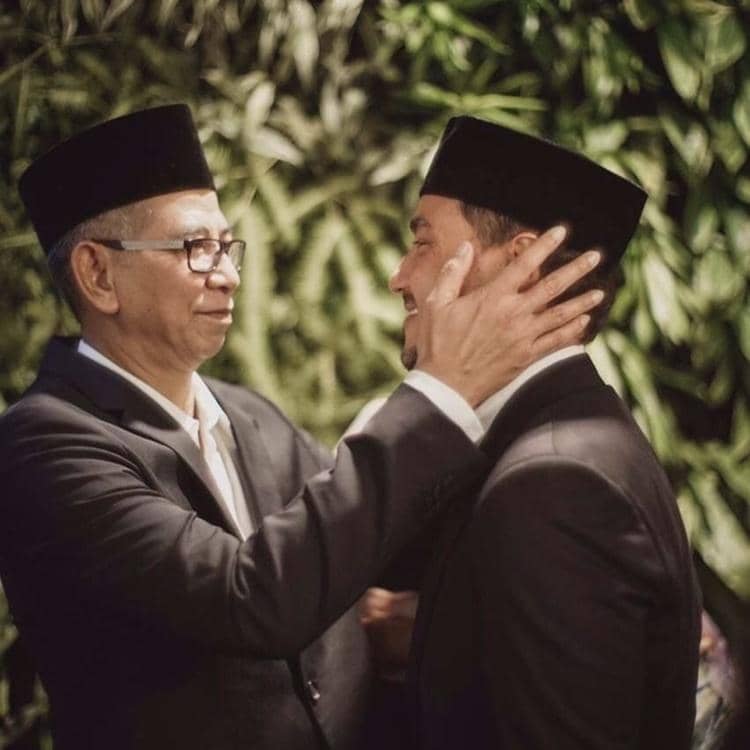 Instagram.com/_yourraisa