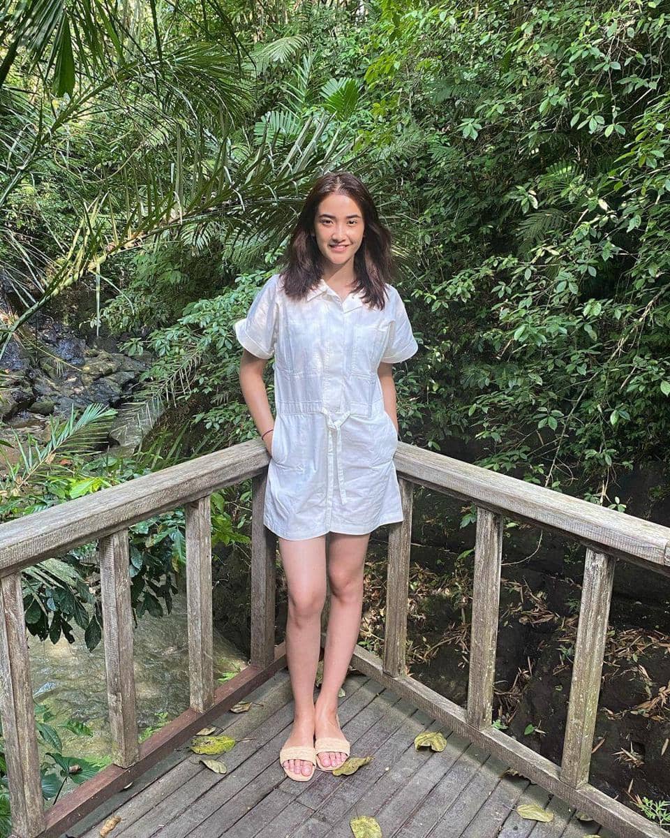 instagram.com/nadyaarina