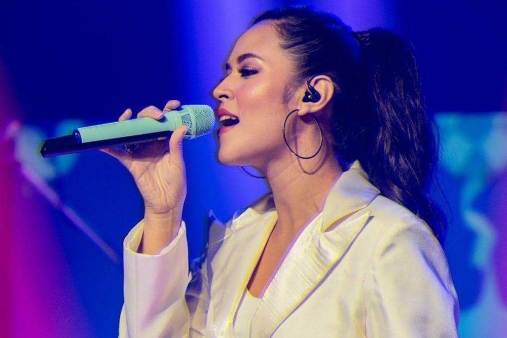 instagram.com/raisa6690