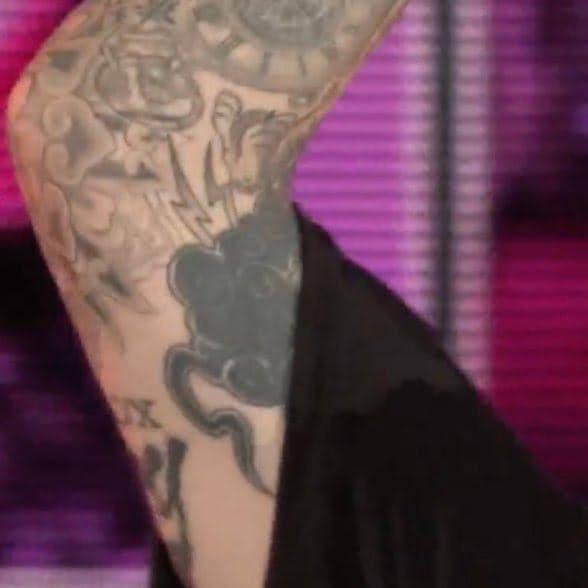 twitter.com/peachcrushJK